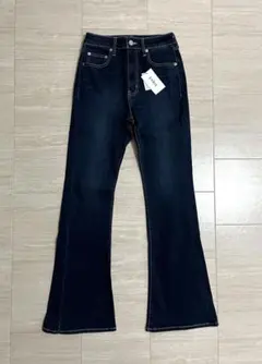 【新品】EVRIS フレアデニムパンツのサムネイル