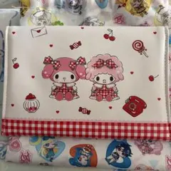 マイメロディ　一番くじ　フラットポーチ