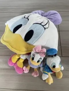 Disney デイジーの被り物とデイジーとドナルドダック