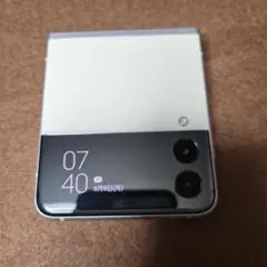 Samsung Galaxy Z Flip 3 ホワイト
