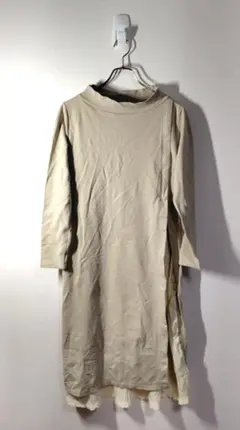 ミルクティーMilTtea✨️ 授乳服　スリットプリーツ　インナースリット