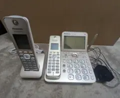 美品】Panasonic VE-GZ71-N 子機2台付 電話機 - メルカリ