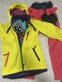 ESTIVO イエロー ピンク　スノボ　女性S ウィンタースポーツ