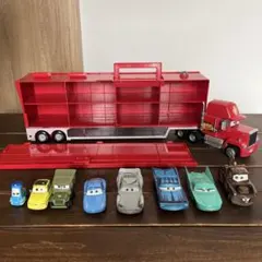 カーズ　喋るマックトレーラー　マックトラック