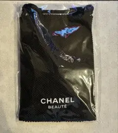 シャネル　ノベルティ　パスポートケース　スマホケース　ショルダー