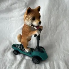 アニマルプルバック　キックボード　柴犬