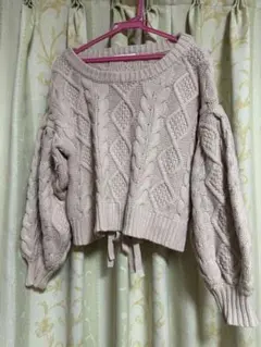 【美品】chico ベージュ ケーブルニット バルーン袖