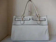 サザビー☆キャンバス×本革☆A4対応☆肩掛けOK☆トートバッグ アイボリー