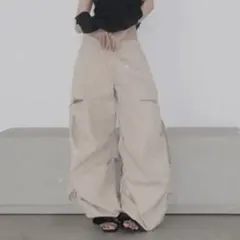 【Fiction Tokyo】サイドカットボリュームパンツのサムネイル