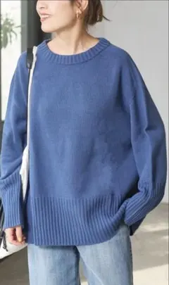 スピックアンドスパン バルキーヤーンロングリブプルオーバー ブルー