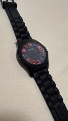 MARC BY MARC JACOBS ブラックラバーバンド時計のサムネイル