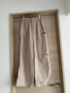 UMBRO アンブロ ナイロンパンツ ベージュのサムネイル