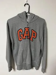 GAPパーカー