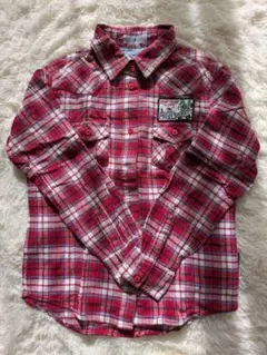 赤と白のチェック柄 長袖シャツ