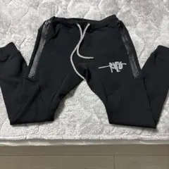 アダムスジャグラー ジョガーパンツ