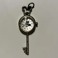 ミニーマウス　鍵モチーフ時計