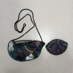 ビーズ刺繍ショルダーバッグとポーチ