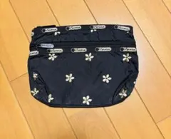 LeSportsac 花柄ポーチ 黒