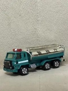 マッチボックス スーパーキング ARTICULATEDタンカー - メルカリ
