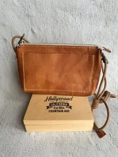 小さめポーチ栃木レザーちょっとお出かけに ！