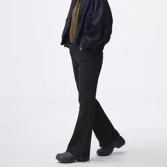 新品タグ【ジーユー】スリムフレアジーンズ コットン混 L ブラック