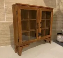 かわいい　ハンドメイド　アンティーク風　両面扉の棚