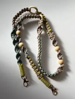 スマホショルダー　パラコード　ハンドメイド　ショルダー