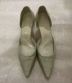 美品　ブティックオーサキ　サイドオープン　パンプス　ファブリックのサムネイル