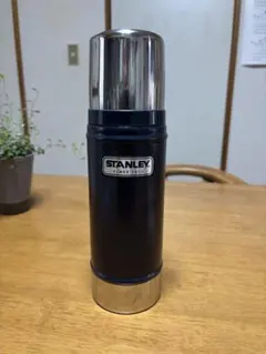 STANLEY 真空断熱水筒 ダークブルーのサムネイル