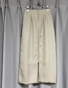 ナチュラルビューティーベーシック　 ブッチャーフロントジップタイトスカートX S