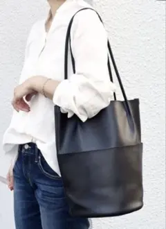 SHIPS♡フェイクレザーサイドポケットトートバッグ