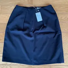 膝丈シンプルスカート