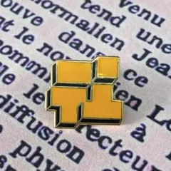 369 ヴィンテージピンバッジ　フランス雑貨　ピンズのサムネイル