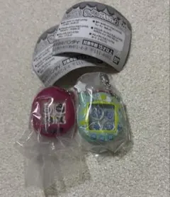 新品・即日発送　たまごっちシャカシャカチャームコレクション2、2点セット