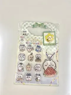 ちいかわ　シール&キーホルダーセット