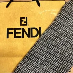 FENDI ズッカ柄 ニット帽 ウールマーク ブラウン - メルカリ