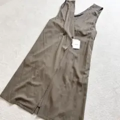 タグ付　しまむら Vネックロングジレ　L　ベスト ノースリーブ ジャンスカ