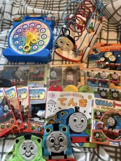 きかんしゃトーマスとなかまたち】NEWくみたてファクトリー - メルカリ