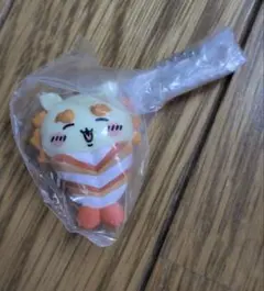 ちいかわ　シーサーえび　寿司　ガチャ　キーホルダー