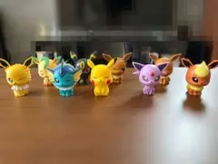 イーブイ進化系フィギュアセット ピカチュウ