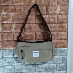 OUTDOORショルダーバックのサムネイル
