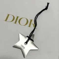 Dior スターチャーム 星型 ノベルティのサムネイル
