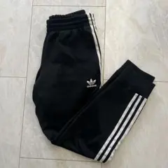 adidas✴︎3本ライン✴︎黒✴︎ジャージパンツ