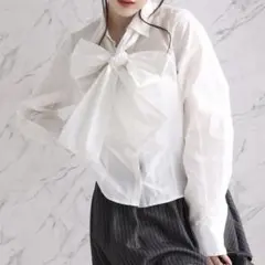 【新品】 ナイスクラップ フロントギャザーボウタイシャツ オフホワイト