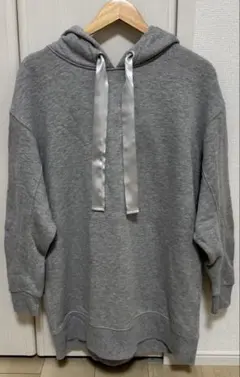 秋に！一枚だけで着られる！earth music&ecologyロングパーカー