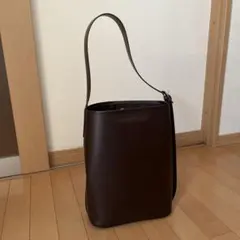 ダークブラウン バケツ型ショルダーバッグ
