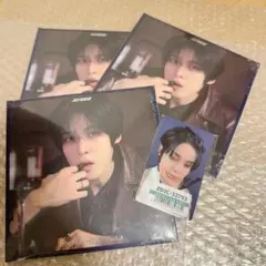 ATEEZ ユノ トレカ ユニバ特典 um デジパック 未開封