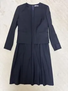 theory luxe エグゼクティブ　濃紺ワンピーススーツ　M L