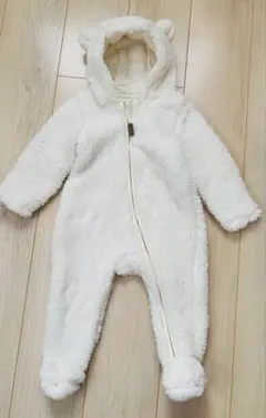 H&M フリース　くま耳　ホワイトアウター ボア　　ジャンプスーツ　6-9M 白