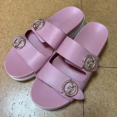 美品　COACH コーチ スライドサンダル 馬車 ゴールド 金具 ベナッシピンクのサムネイル